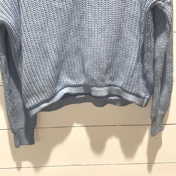 Time and Tru Cropped Sweater - Picture 4 of 5